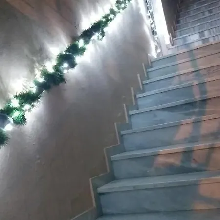 아파트 Alenstudios