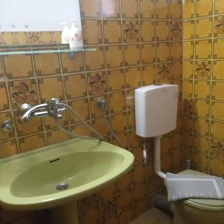 Alenstudios * Paralía